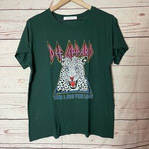 Def Leppard Too Late for Love Graphic Tee Small